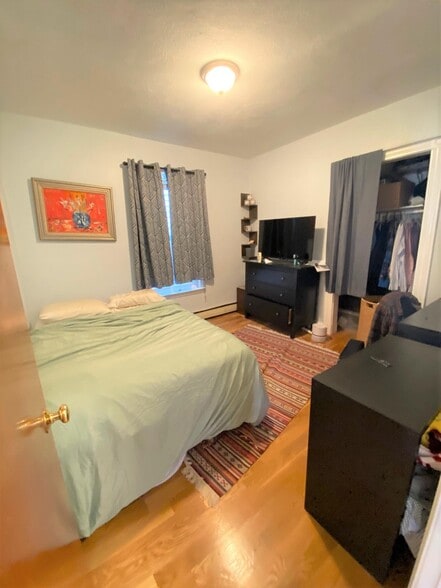 Building Photo - 361 Western Ave