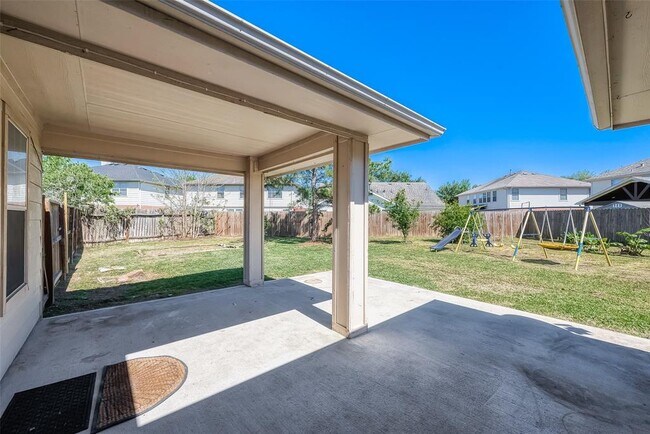 Building Photo - 9407 Dora Meadows Dr