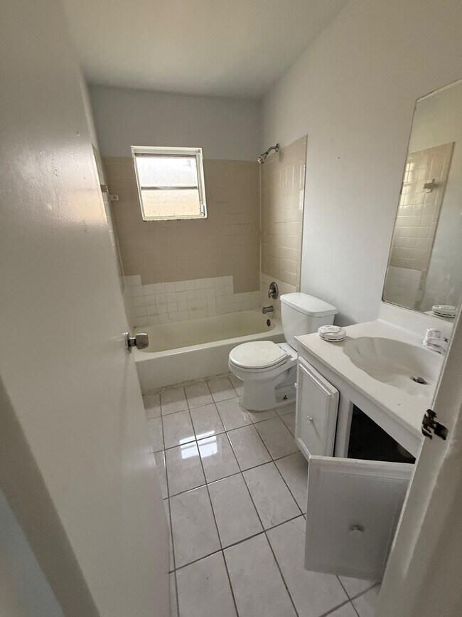 Building Photo - 5737 Blueberry Ct