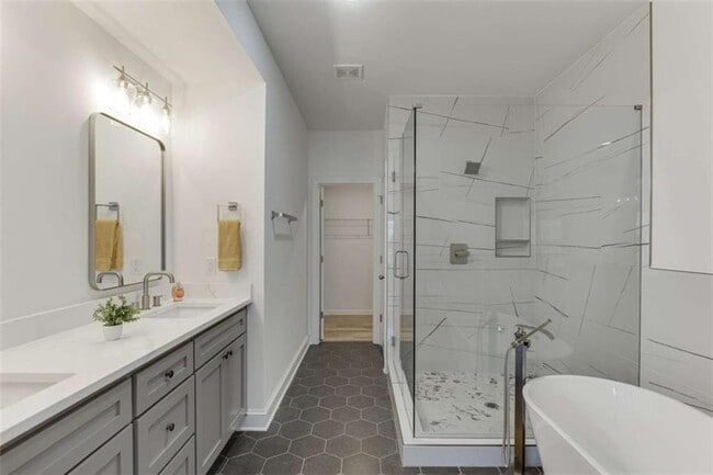 Building Photo - 10674 Weir Way