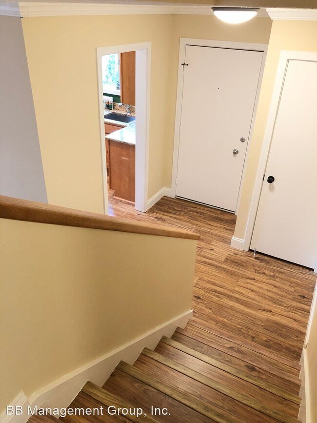 Building Photo - 2 br, 2 bath House - 35 Oswego Summit