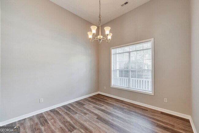 Building Photo - 38 Rockport Dr