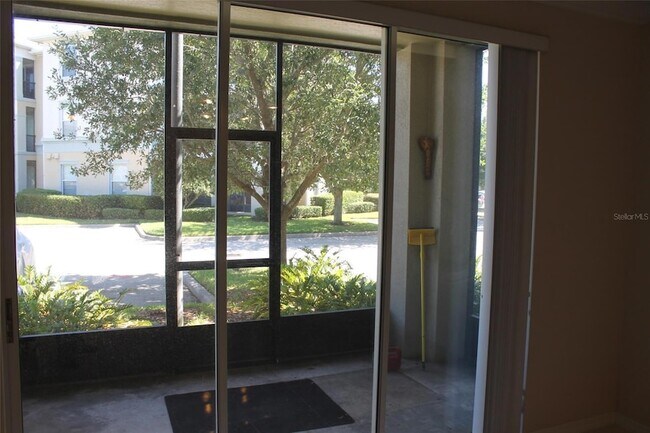 Building Photo - 11564 Mizzon Dr