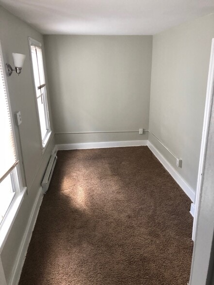 Building Photo - 520 S 14th St