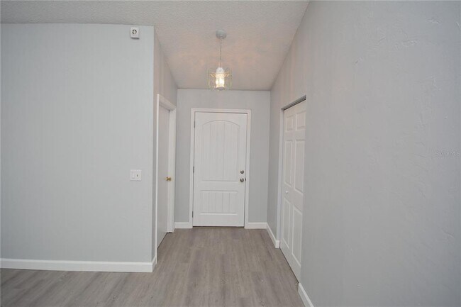 Building Photo - 23 Westrock Ln