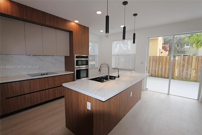 Building Photo - 14928 SW 40th St