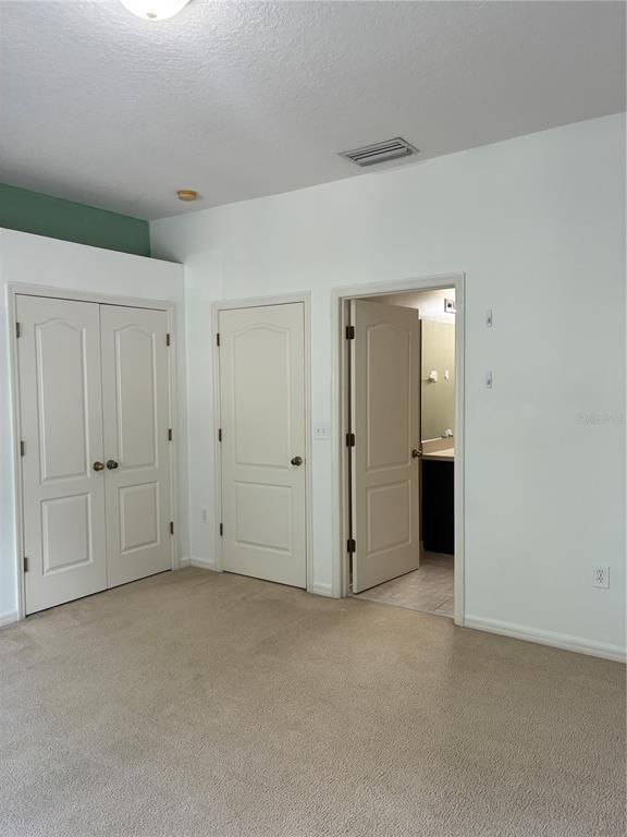 Building Photo - 1110 Sleepy Oak Dr