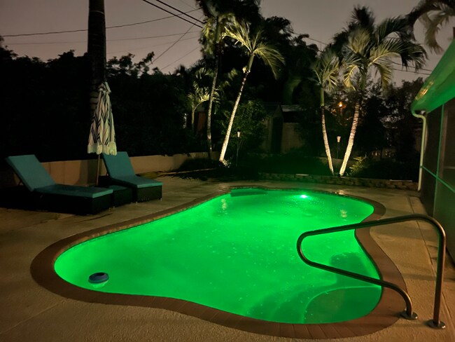 Building Photo - 6816 Osborne Dr