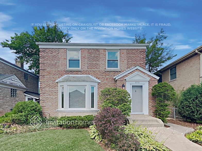 Primary Photo - 6710 N Central Park Ave