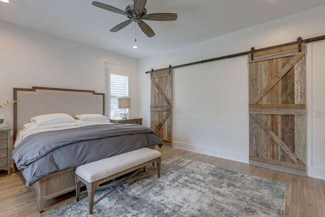 Building Photo - Franklin Home For Lease