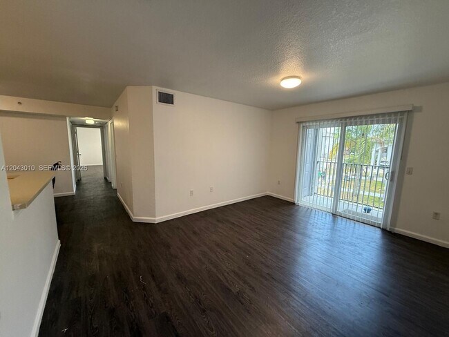 Building Photo - 15470 SW 284th St
