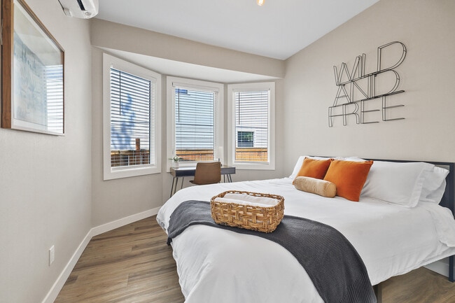 Building Photo - 1311 S Adams St