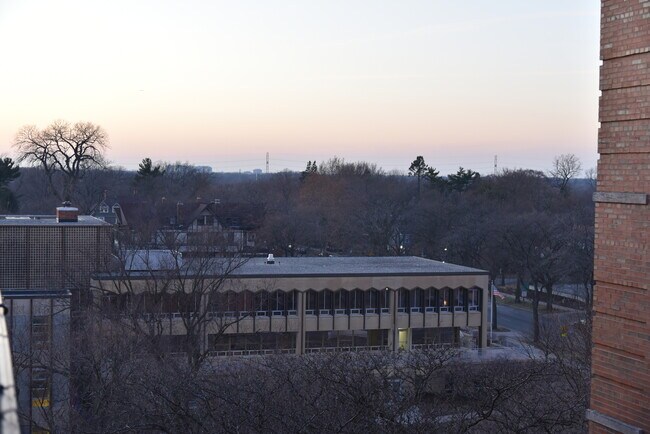 Building Photo - 1567 Ridge Ave