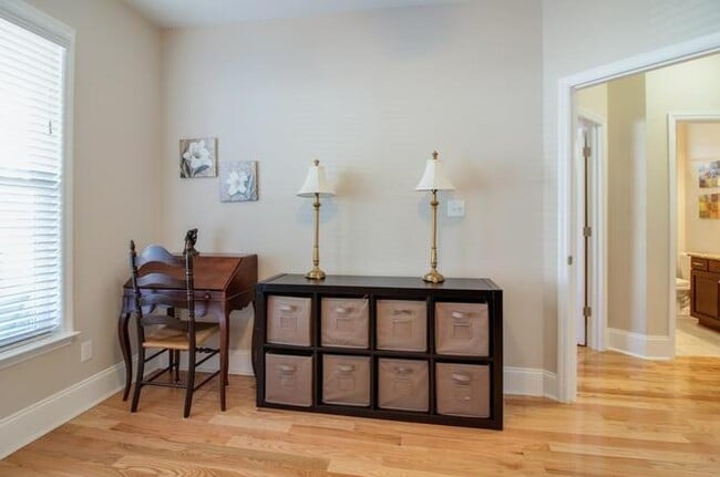 Building Photo - 3653 Velda Oaks Cir