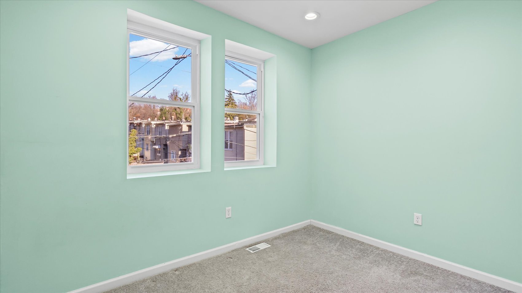 Building Photo - 2308 Druid Park Dr