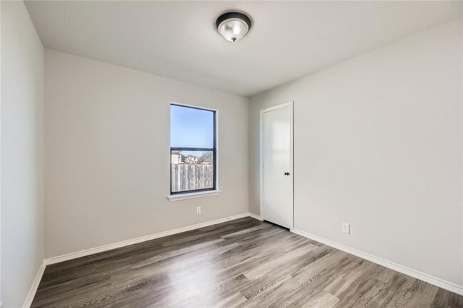 Building Photo - 177 Karrie Dr