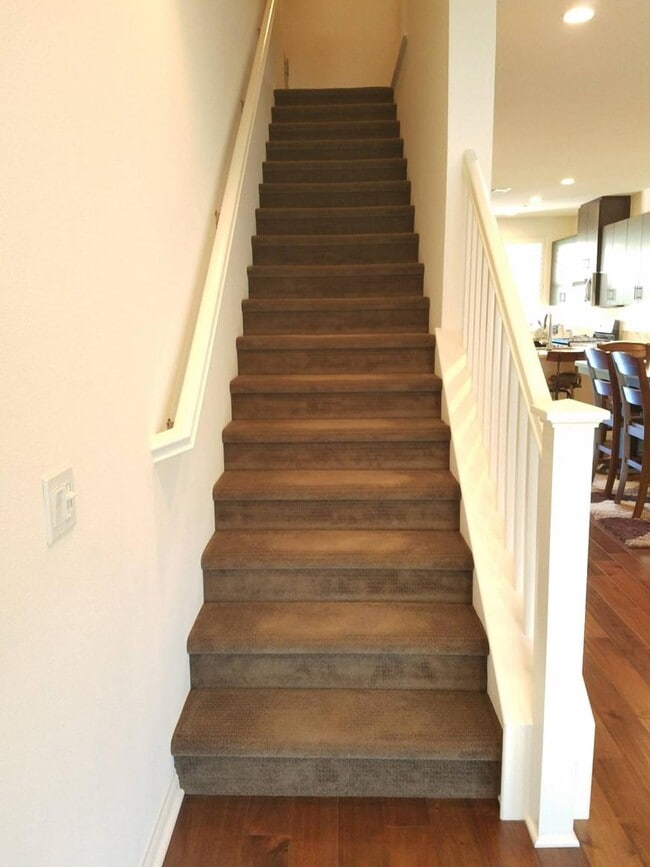 Building Photo - 2.0 bedroom in Azusa California 91702