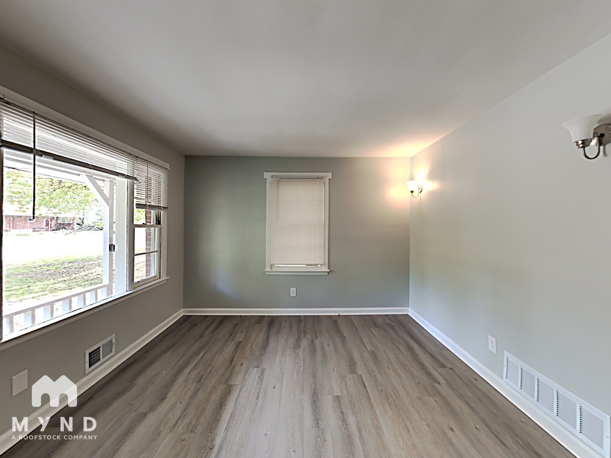 Building Photo - 919 Green Valley Rd SW