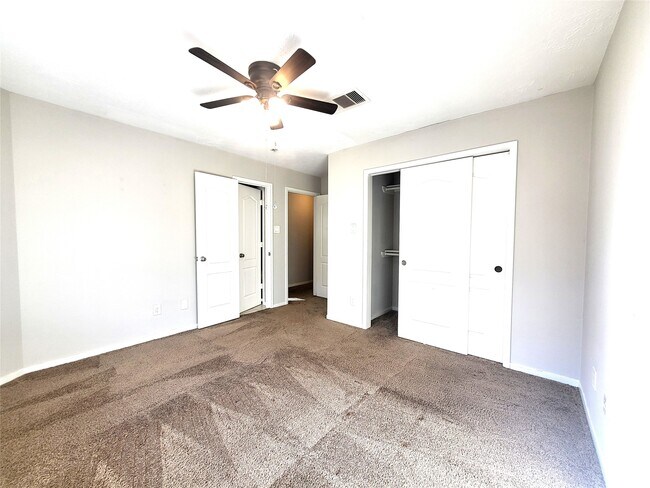 Building Photo - 7415 Hollister Ridge