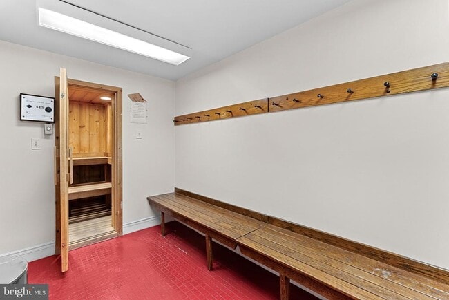 Building Photo - 4601 N Park Ave