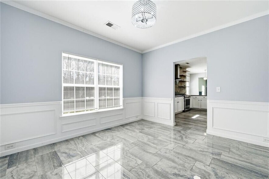 Building Photo - 1582 Ewing Farm Dr