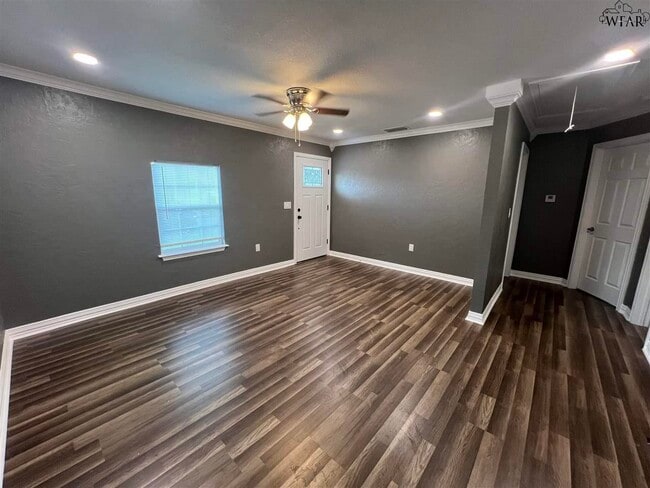 Building Photo - 1603 Oceola Ave