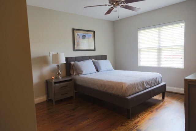 Building Photo - 1321 Lynwood Dr