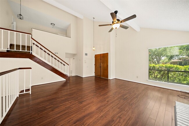 Building Photo - 2206 Greencove Ln