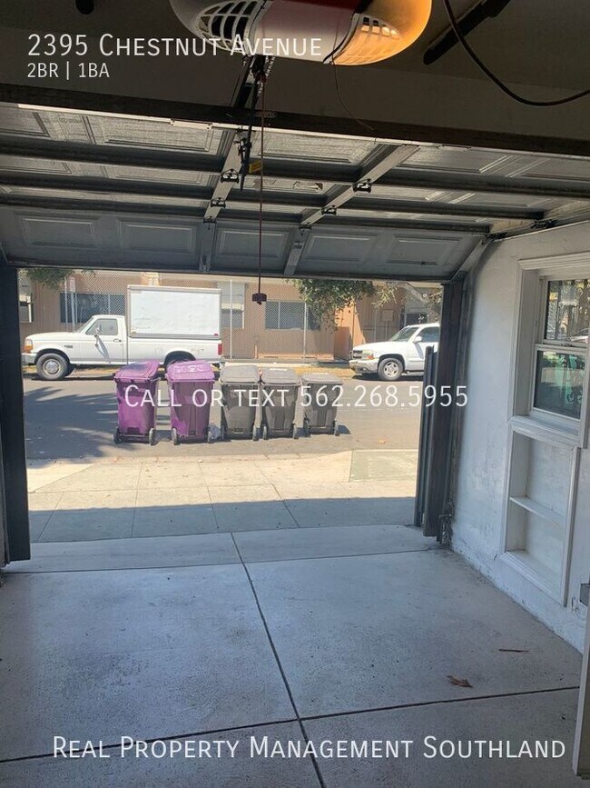 Building Photo - 2395 Chestnut Ave