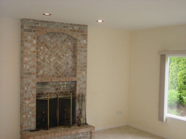 Building Photo - COOPER MOUNTAIN AMAZING VIEW