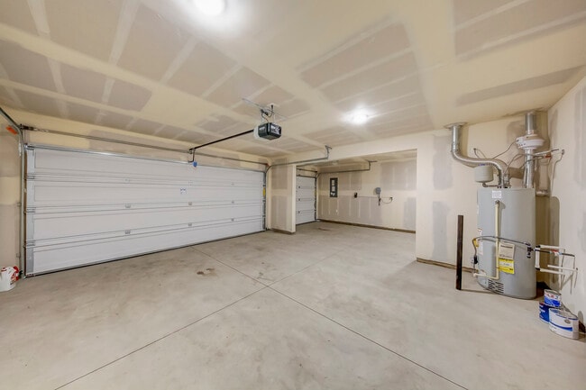 Building Photo - 11144 Maroon Bells Dr