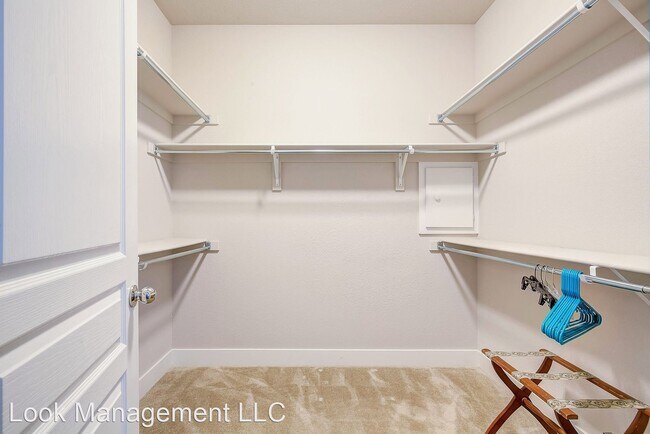 Building Photo - 5 br, 4.5 bath House - 5441 Uinta St