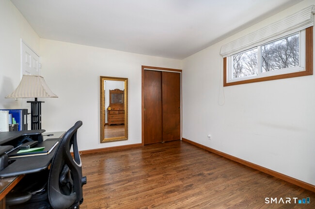 Building Photo - 63 Alpine St