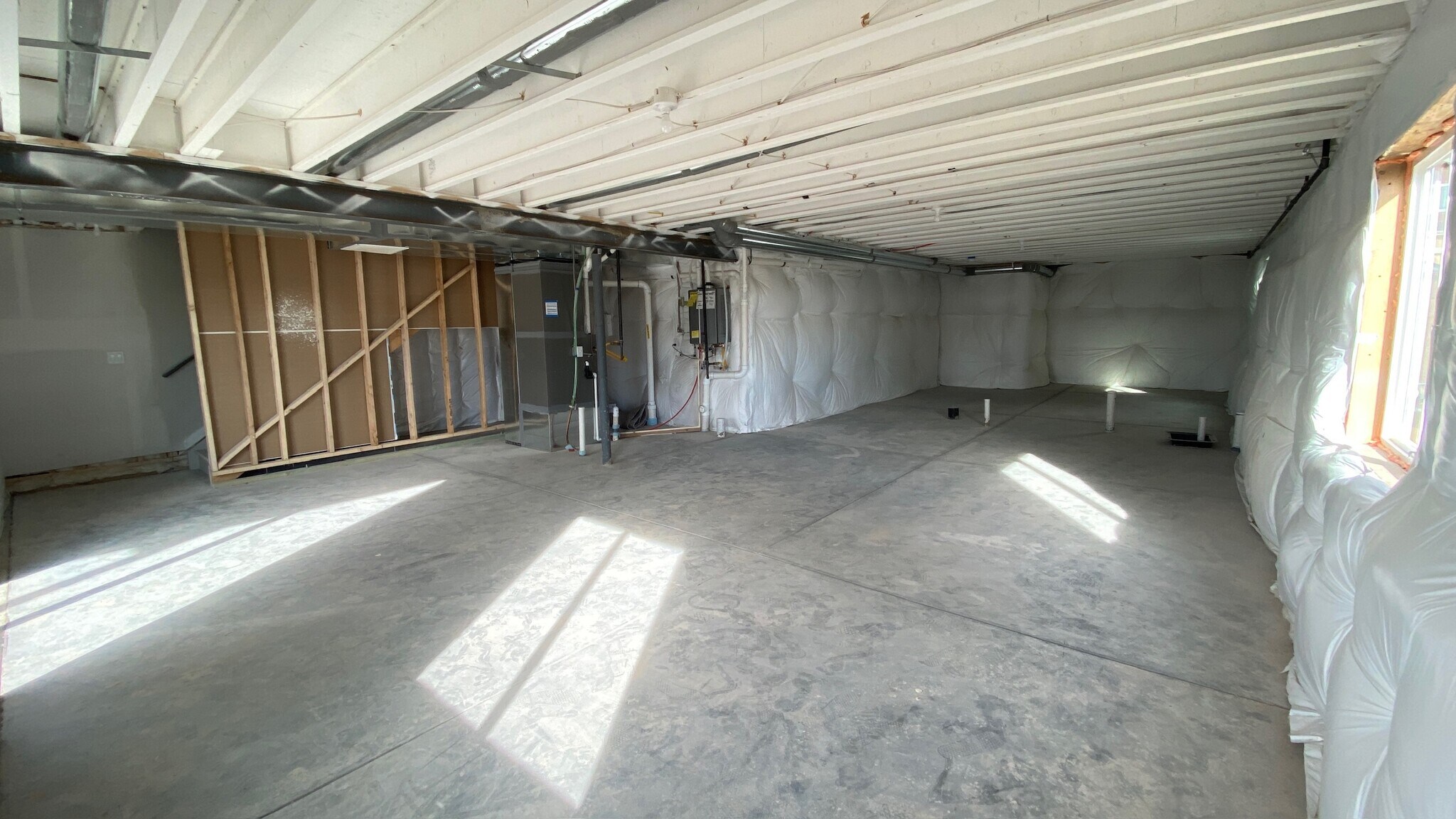 Building Photo - 965 Mouflon Dr