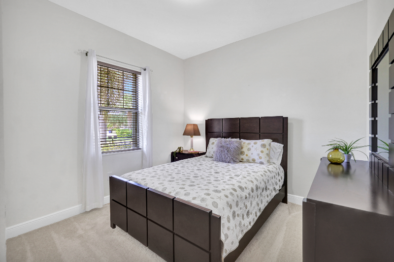 Building Photo - 12699 Fairington Way
