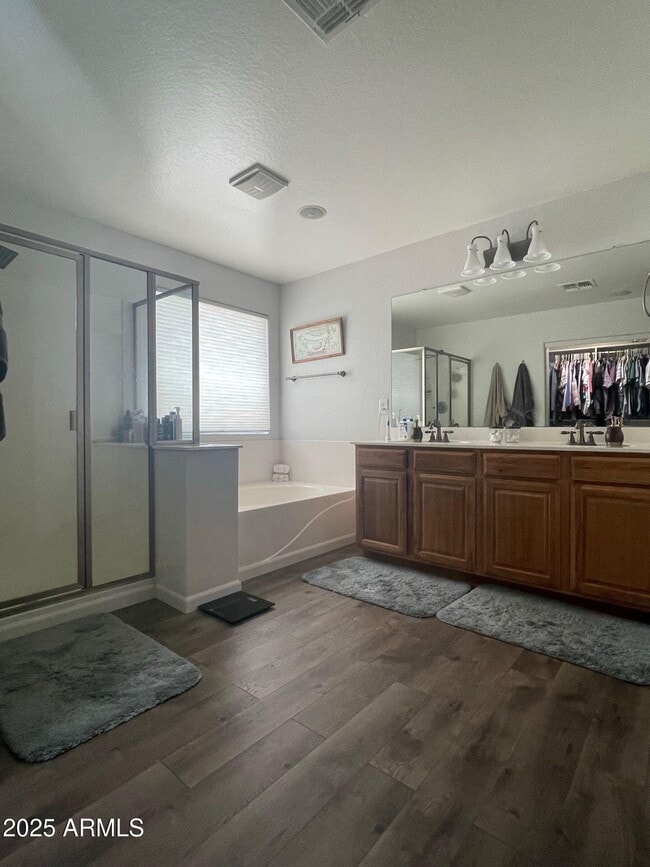 Building Photo - 1534 W Agrarian Hills Dr