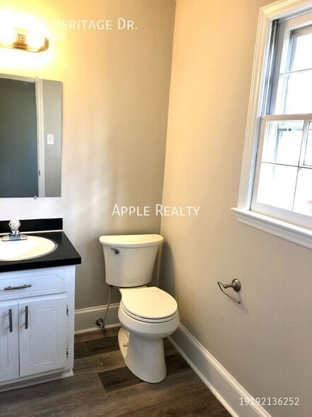 Building Photo - 4802 Heritage Dr