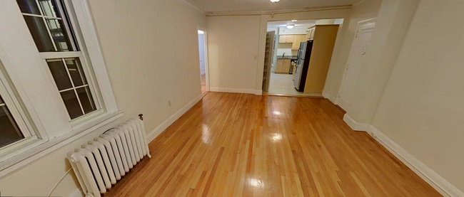 Building Photo - 1450 Beacon St