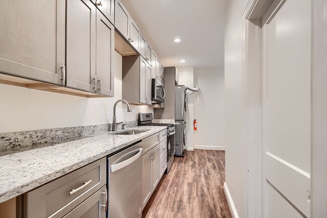 Building Photo - 2417 Maryland Ave