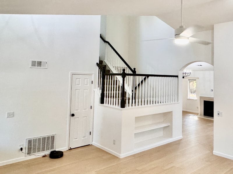 Building Photo - 3602 Swan Ct