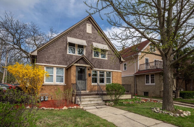 Building Photo - 2664 N 61st St