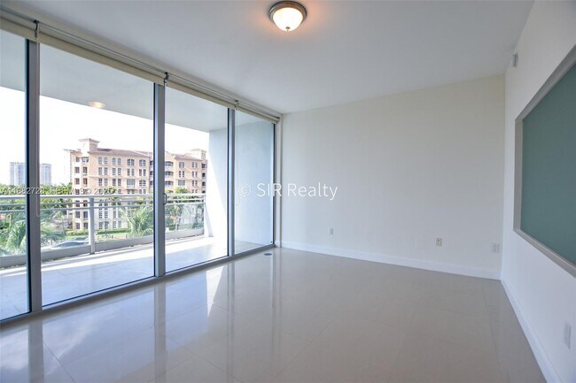 Building Photo - 2950 NE 188th St