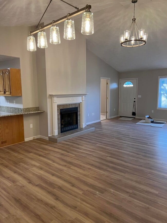 Building Photo - 392 Southridge Cir