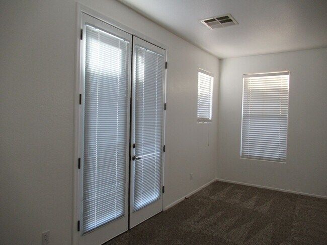 Building Photo - Beautiful Home in Gilbert!