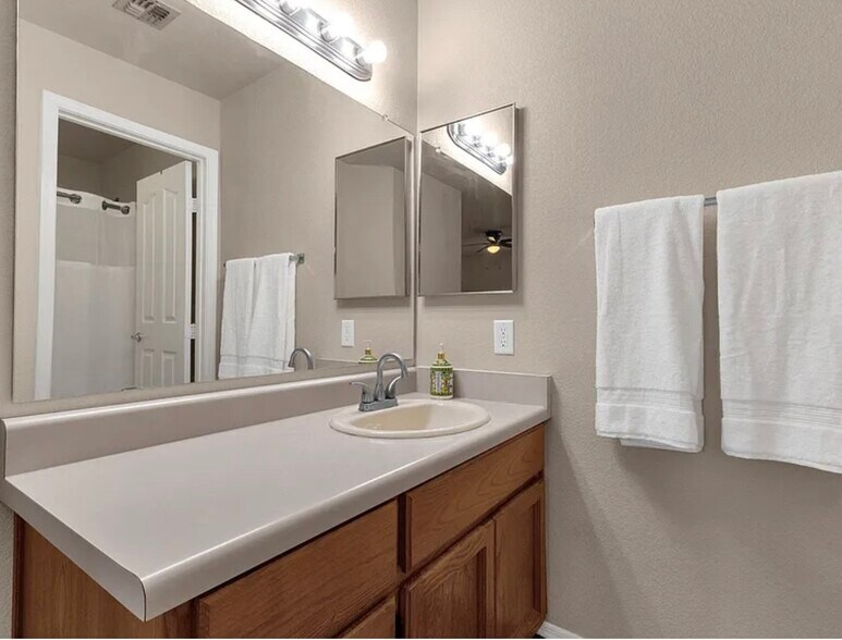 Building Photo - 14645 N Fountain Hills Blvd