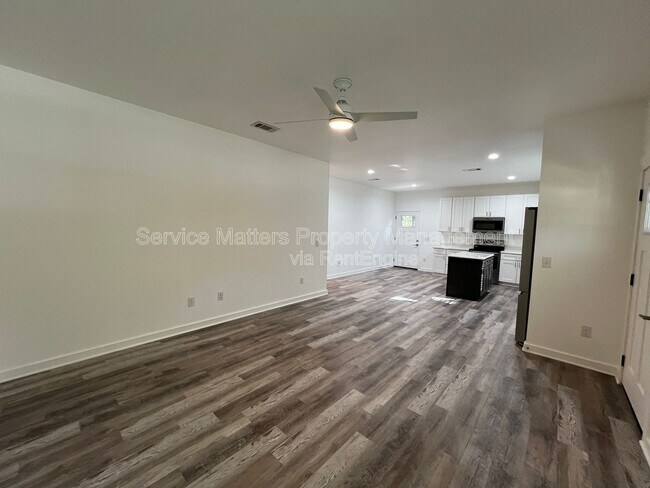 Building Photo - 6150 Franklin St