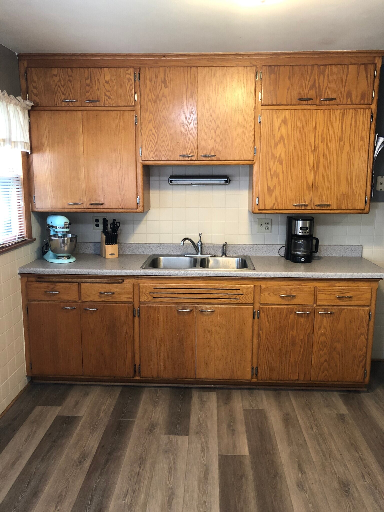 Building Photo - 7009 W Lloyd St