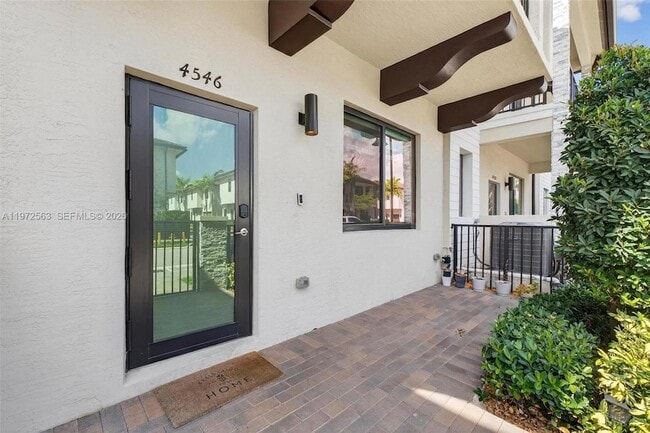 Building Photo - 4546 NW 83rd Ave