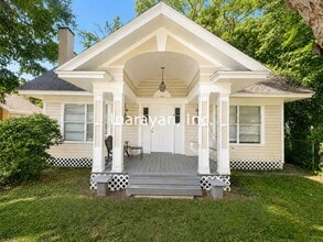 Building Photo - Newly remodeled 2/1 home- AVAILABLE