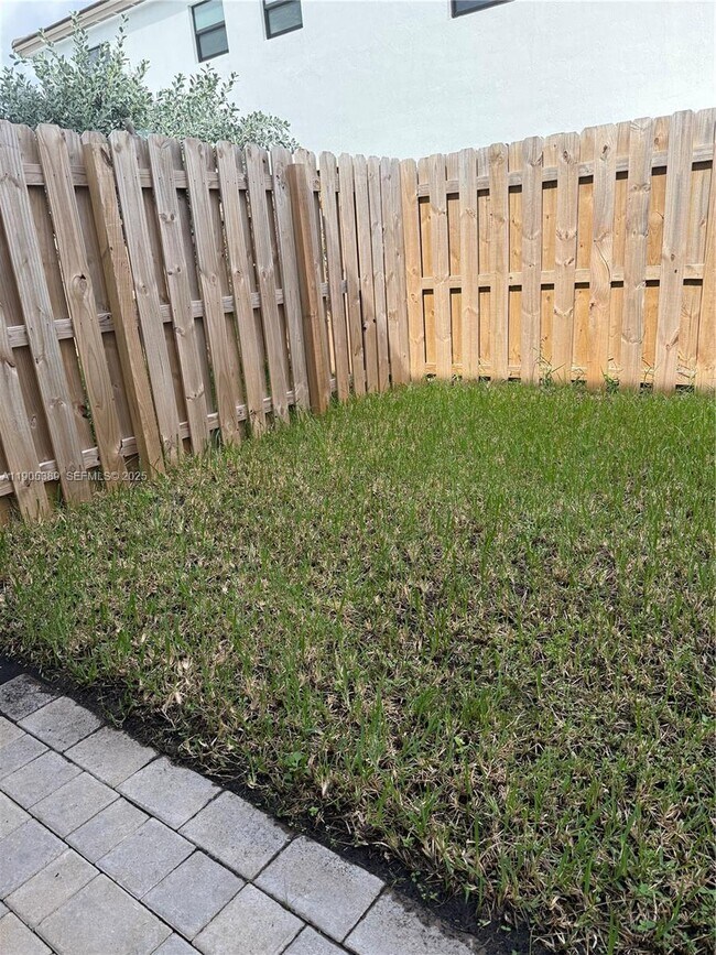 Building Photo - 12955 SW 231st Ter